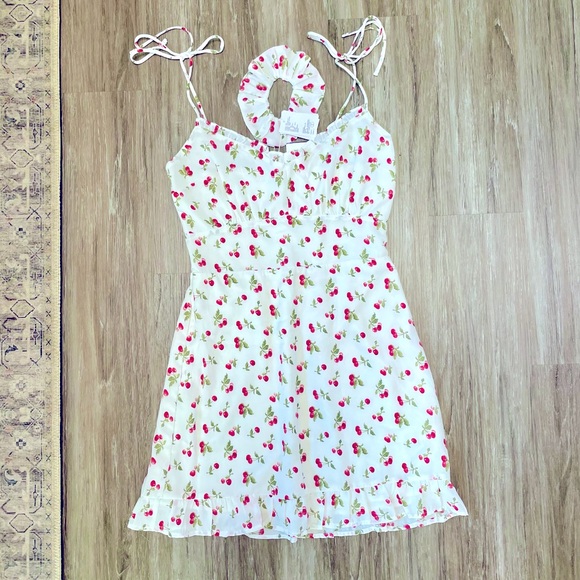 Abercrombie & Fitch Tie-Strap Slim Waist Mini Dress, size S + matching scrunchie - Picture 3 of 6